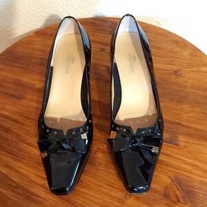 Ros Hommerson |Womens Black Shiny Patent Leather Bow Toe Luxury Heels Sz.7.5